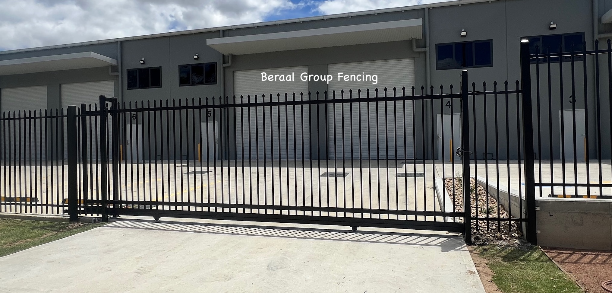 Security sliding gate for commencial site